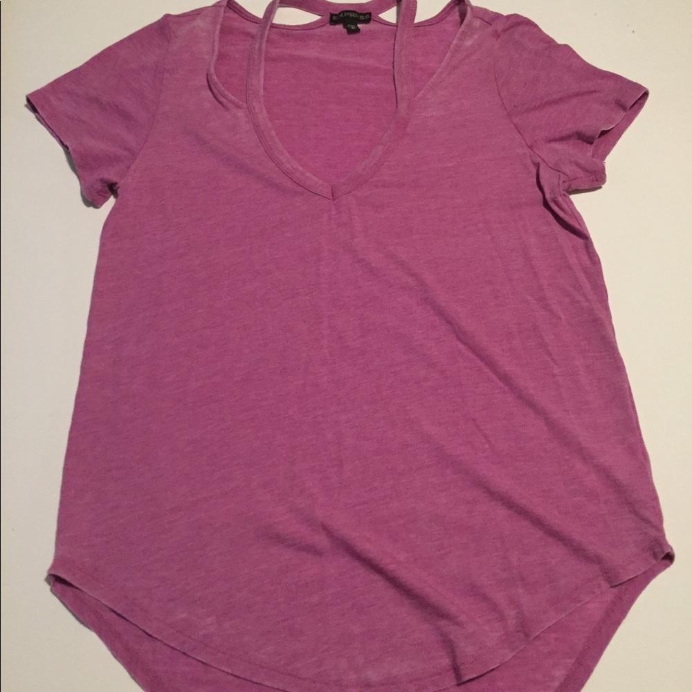 Express split neck tee